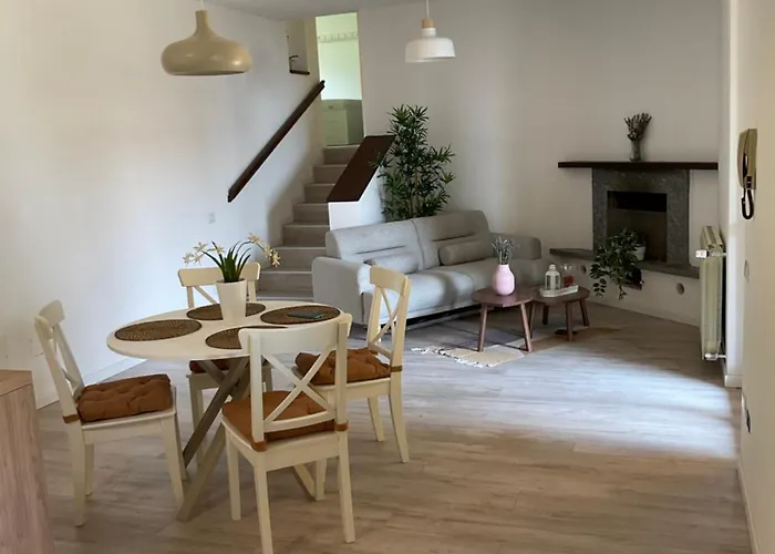 & Mountain * Civenna